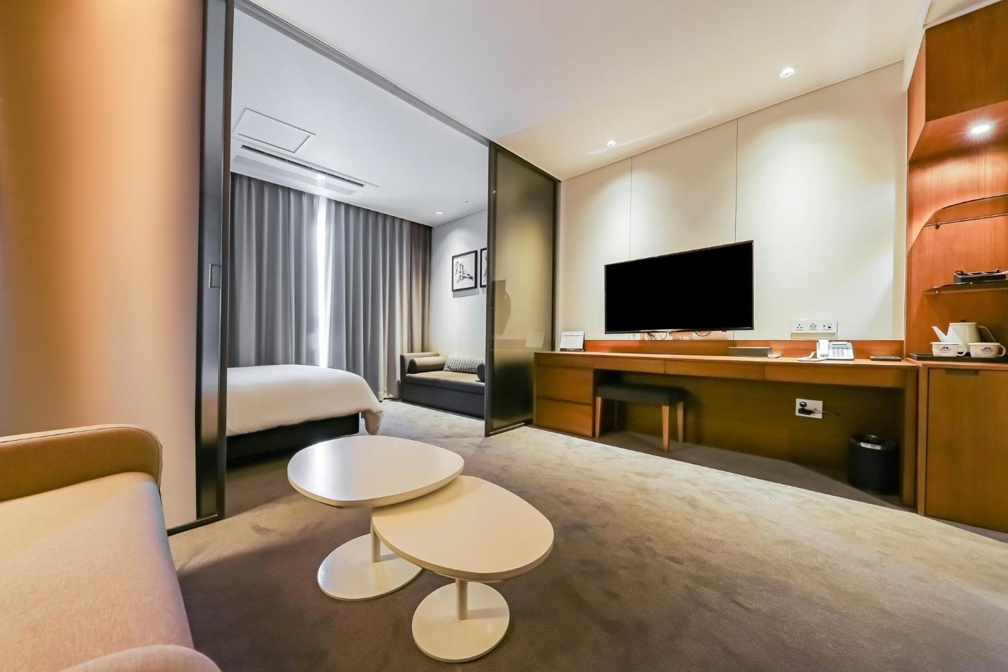 Sejong City Osong Hotel Cheongju Exterior photo